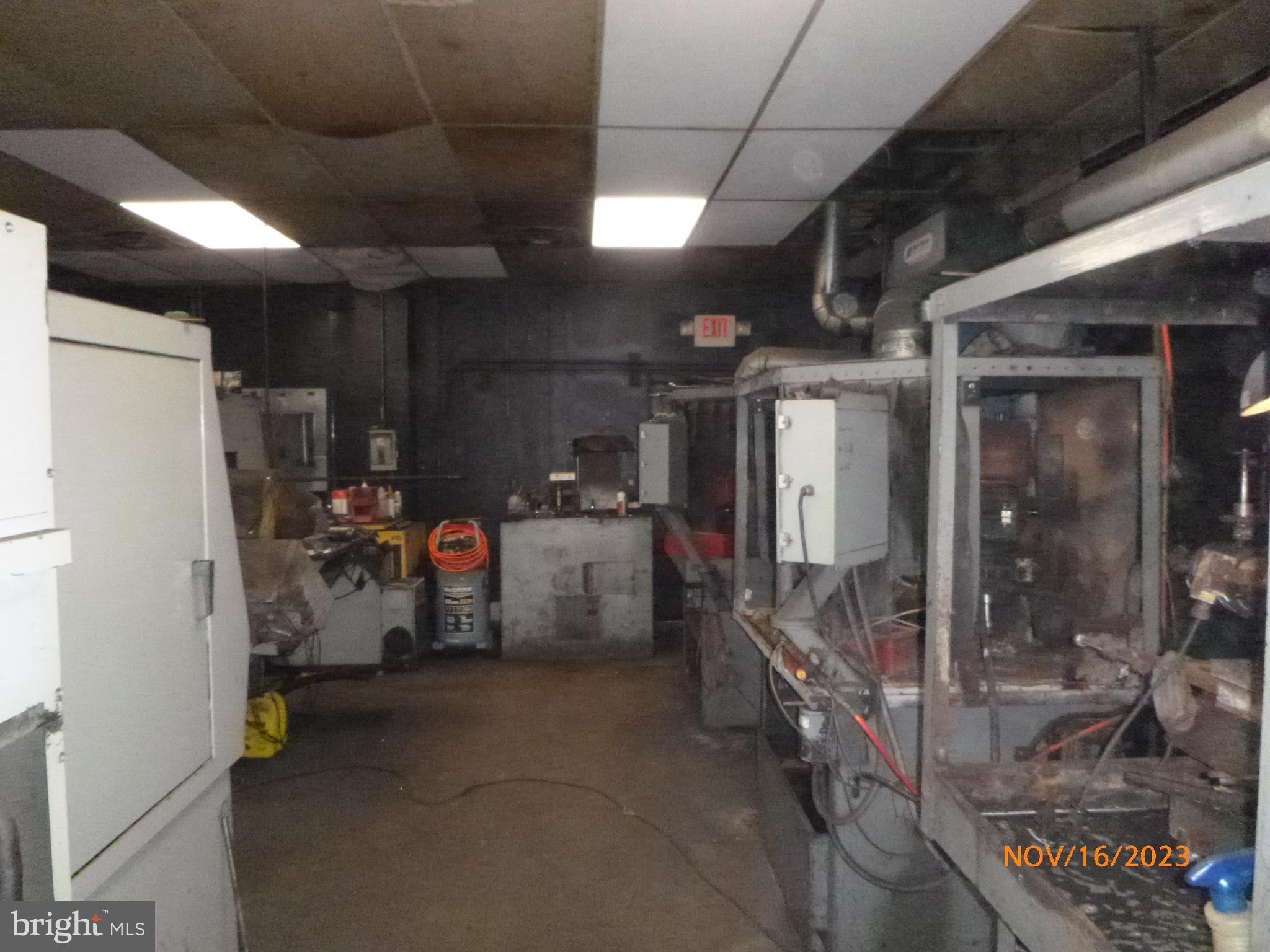 WILLOW GROVE - Commercial Sale