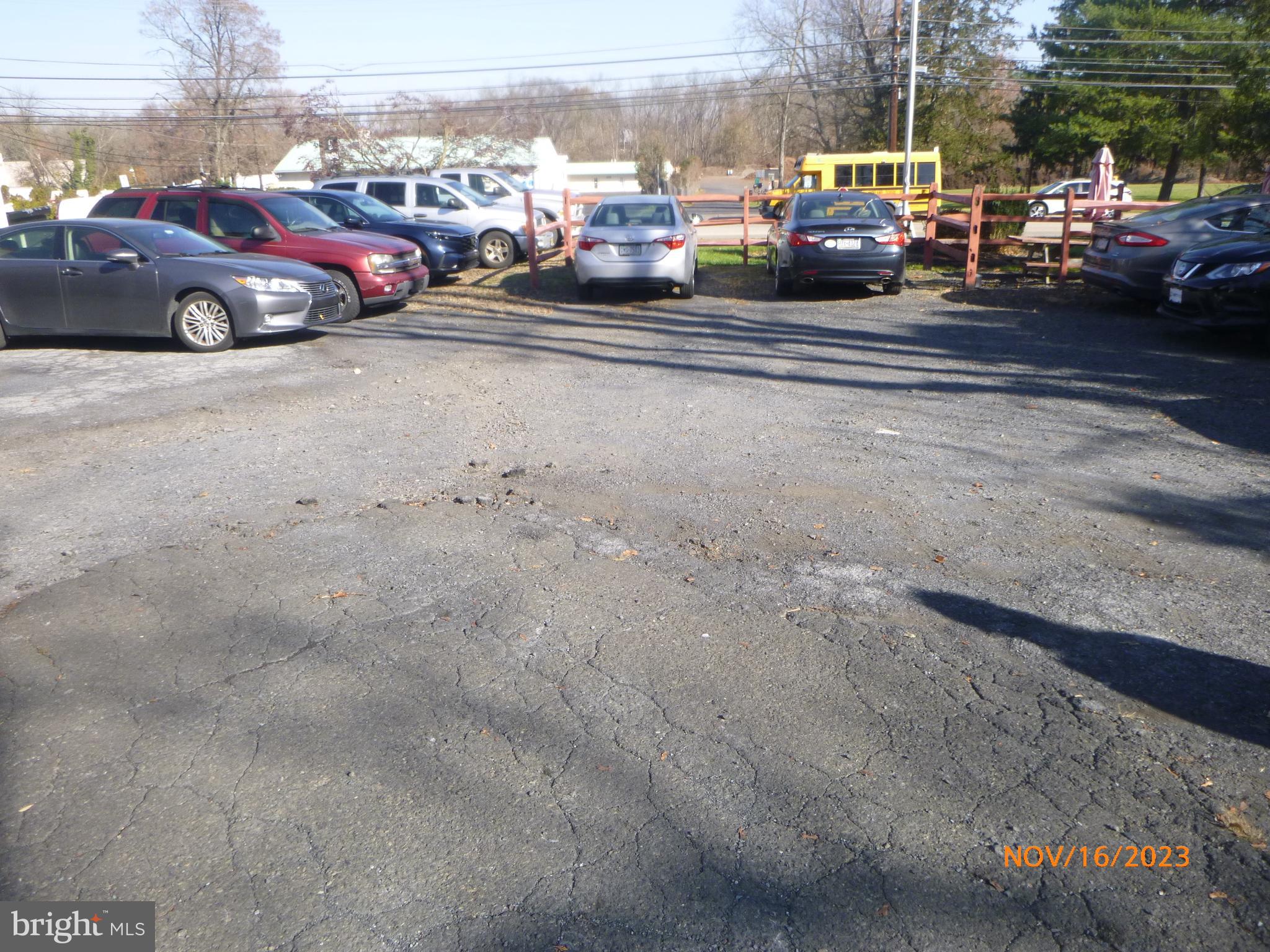 WILLOW GROVE - Commercial Sale