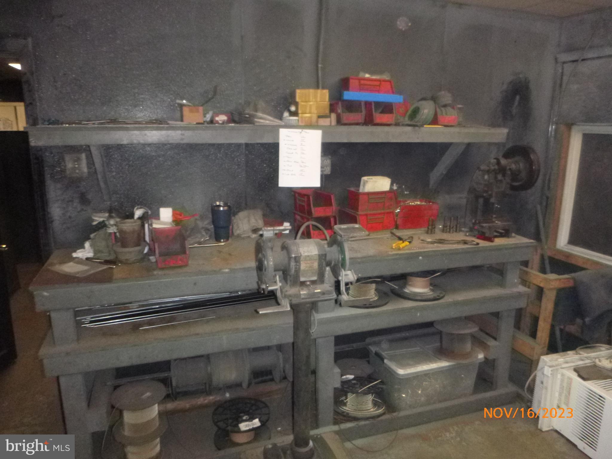 WILLOW GROVE - Commercial Sale