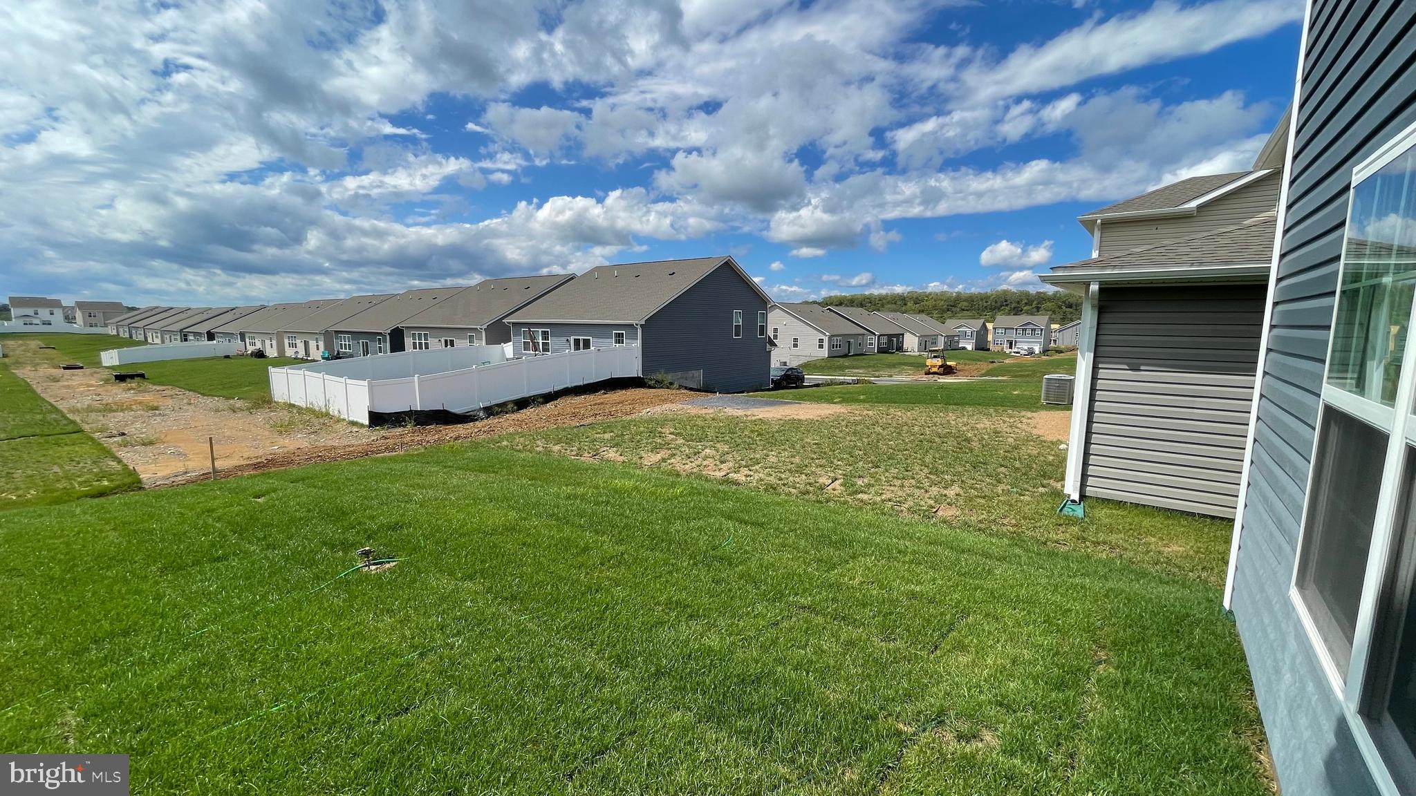 WEST WIND - Residential Lease