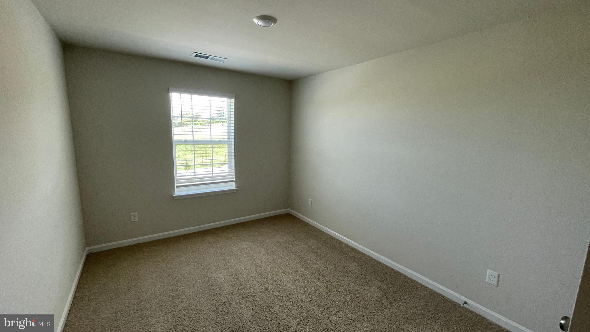 WEST WIND - Residential Lease