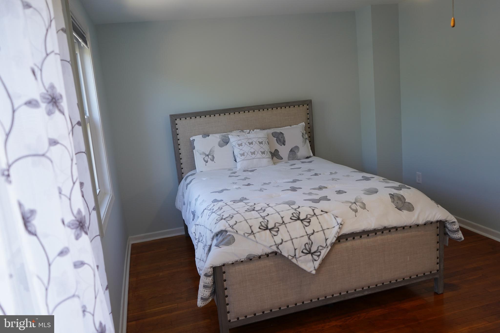 CARLYN PARK - Residential