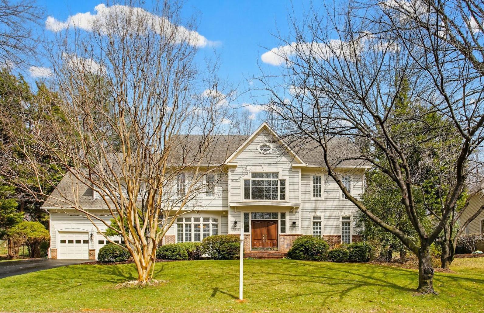 RESTON - Residential