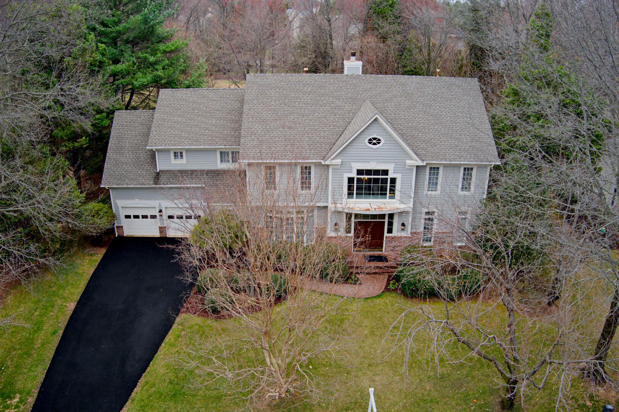 RESTON - Residential