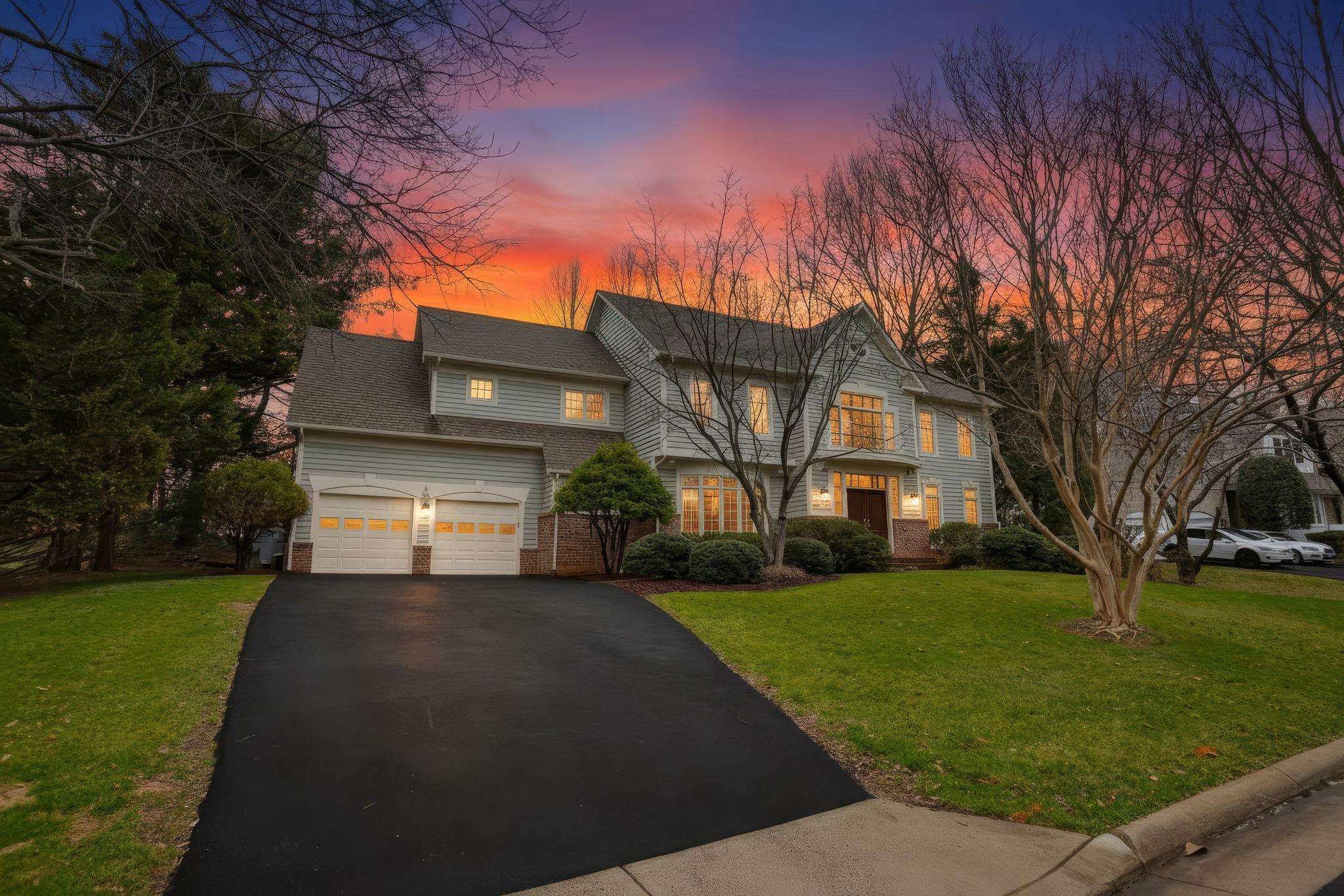RESTON - Residential