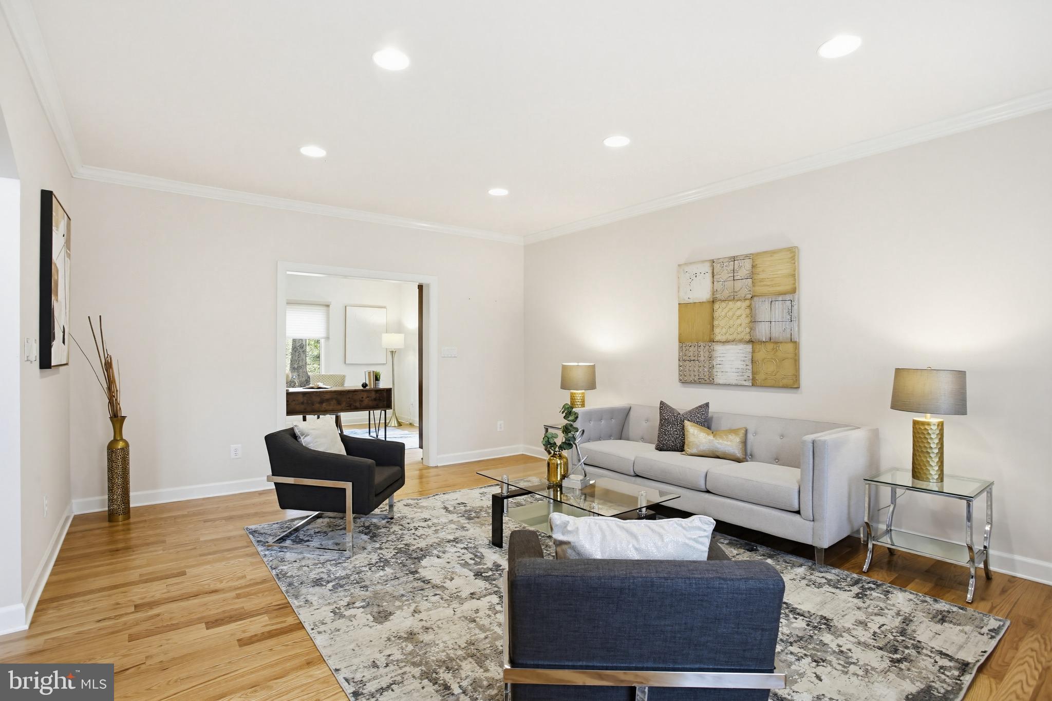 RESTON - Residential