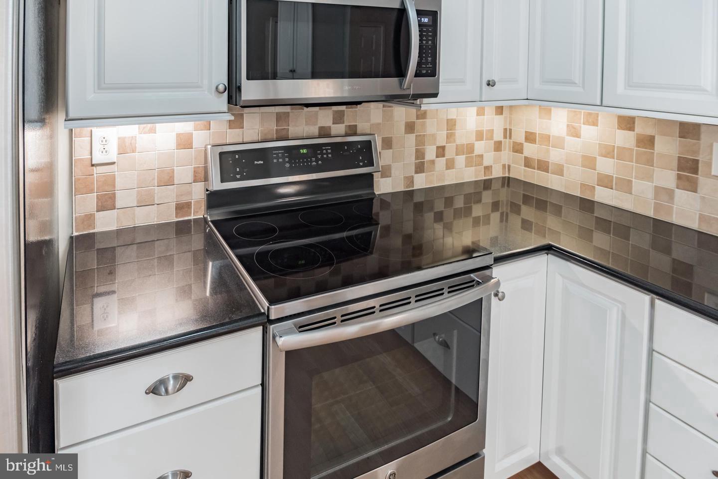 CHESTERBROOK - Residential Lease
