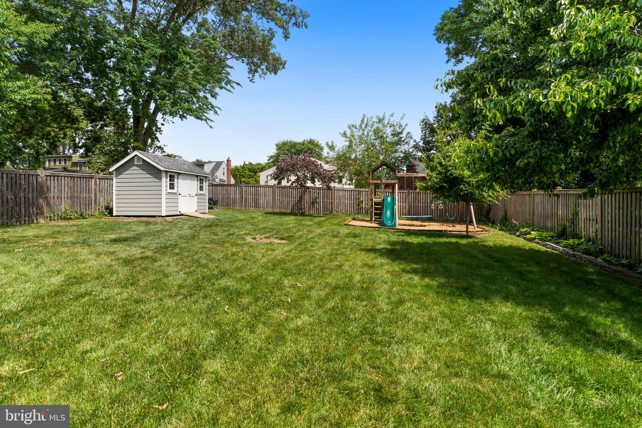 OAK LODGE - Residential