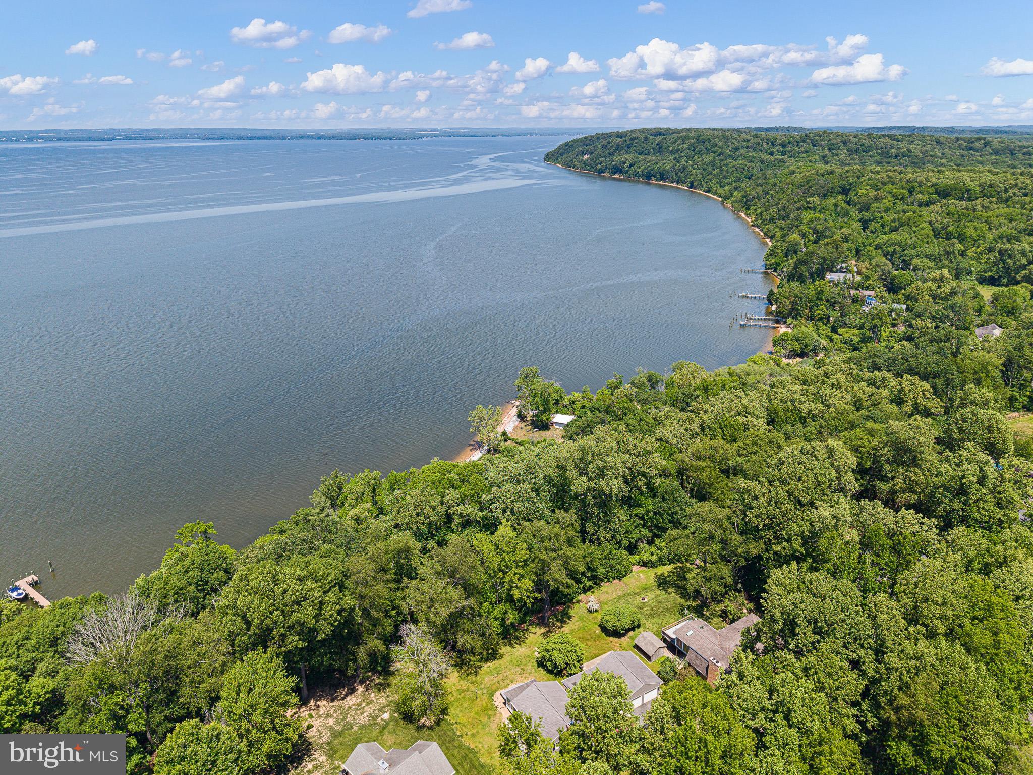 CHESAPEAKE ISLE - Residential
