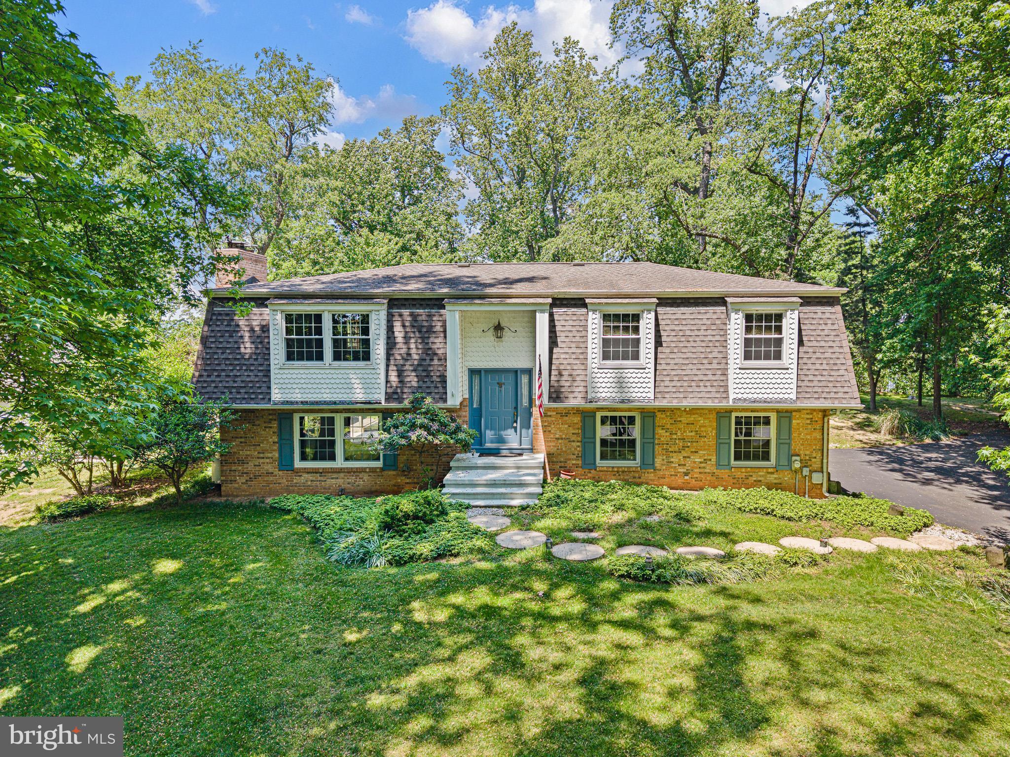 CHESAPEAKE ISLE - Residential