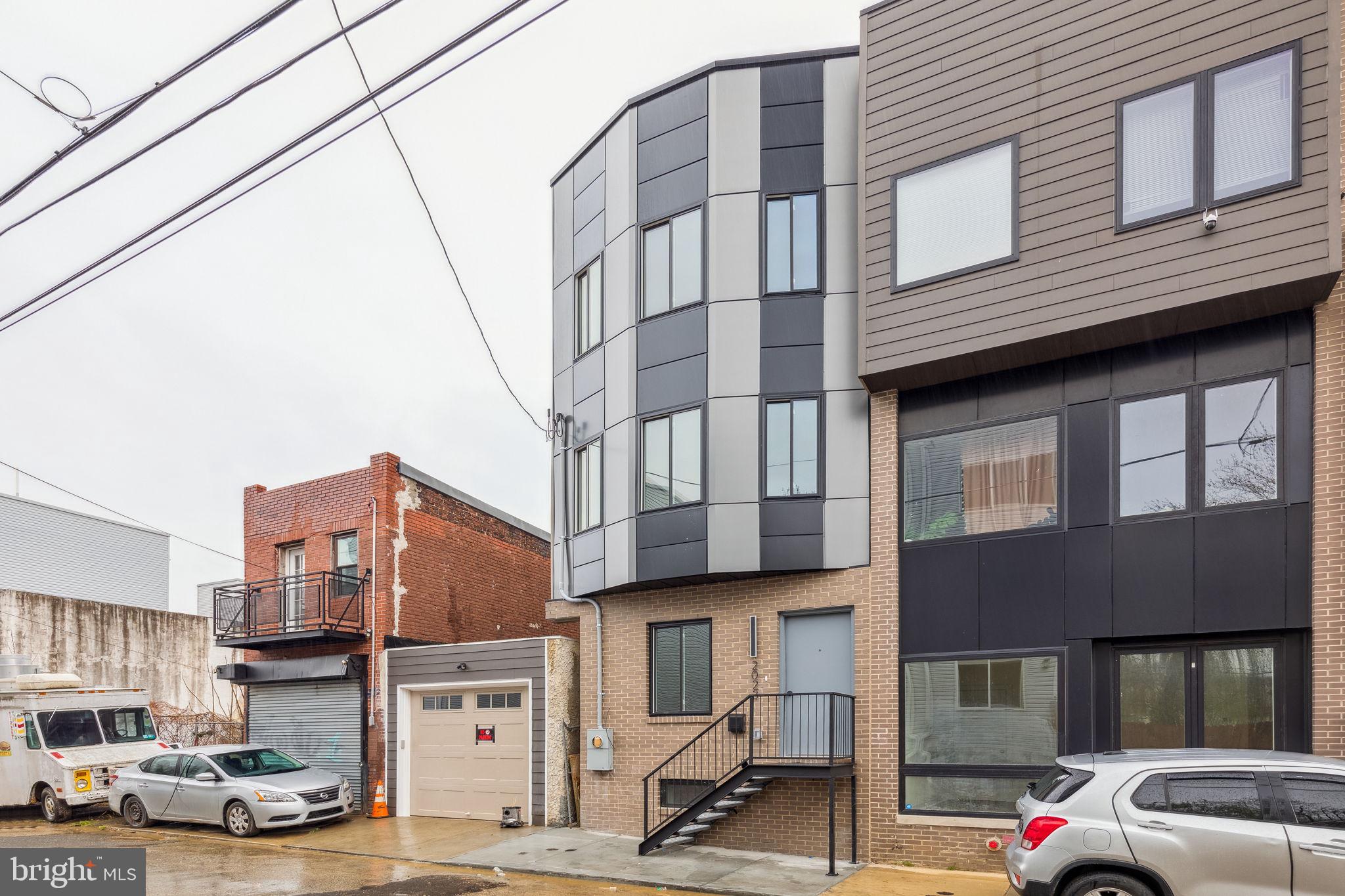 NORRIS SQUARE - Residential