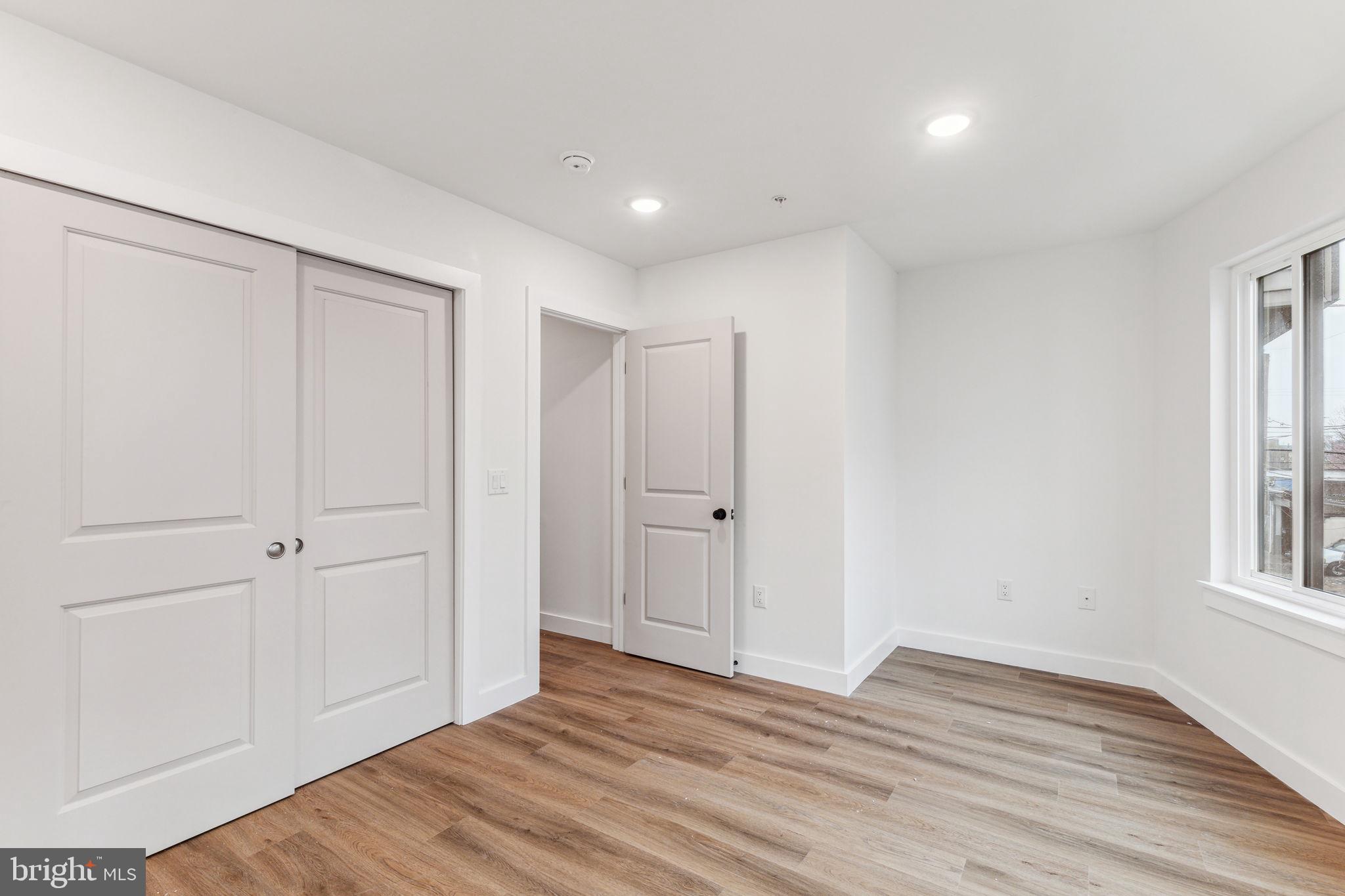 NORRIS SQUARE - Residential