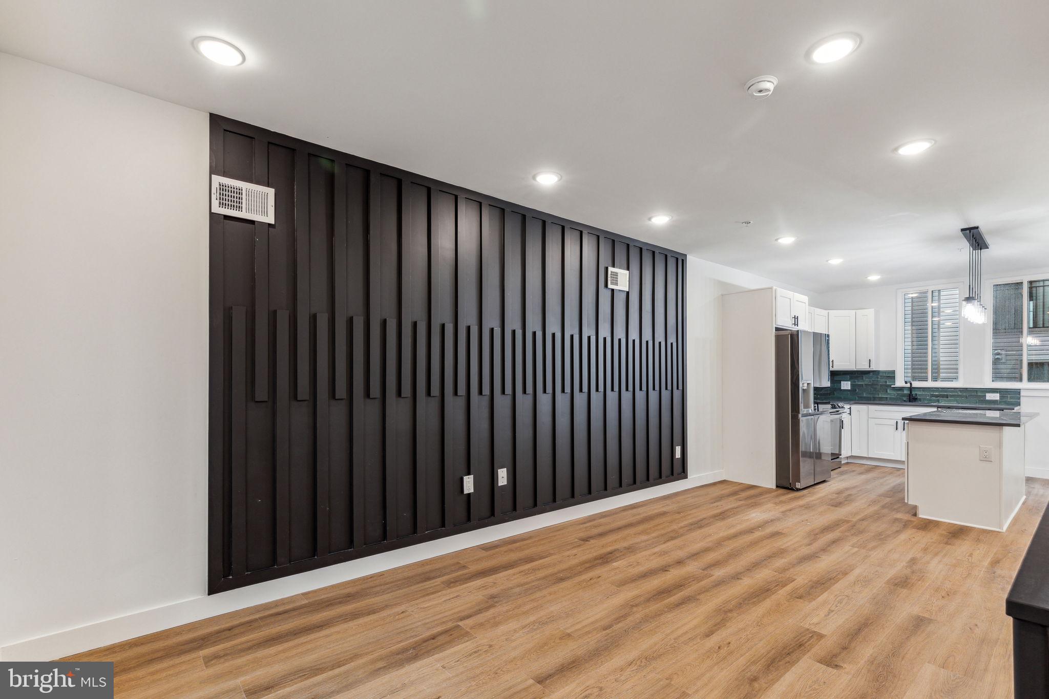 NORRIS SQUARE - Residential