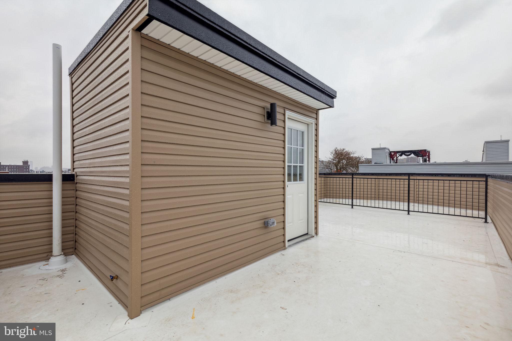 NORRIS SQUARE - Residential