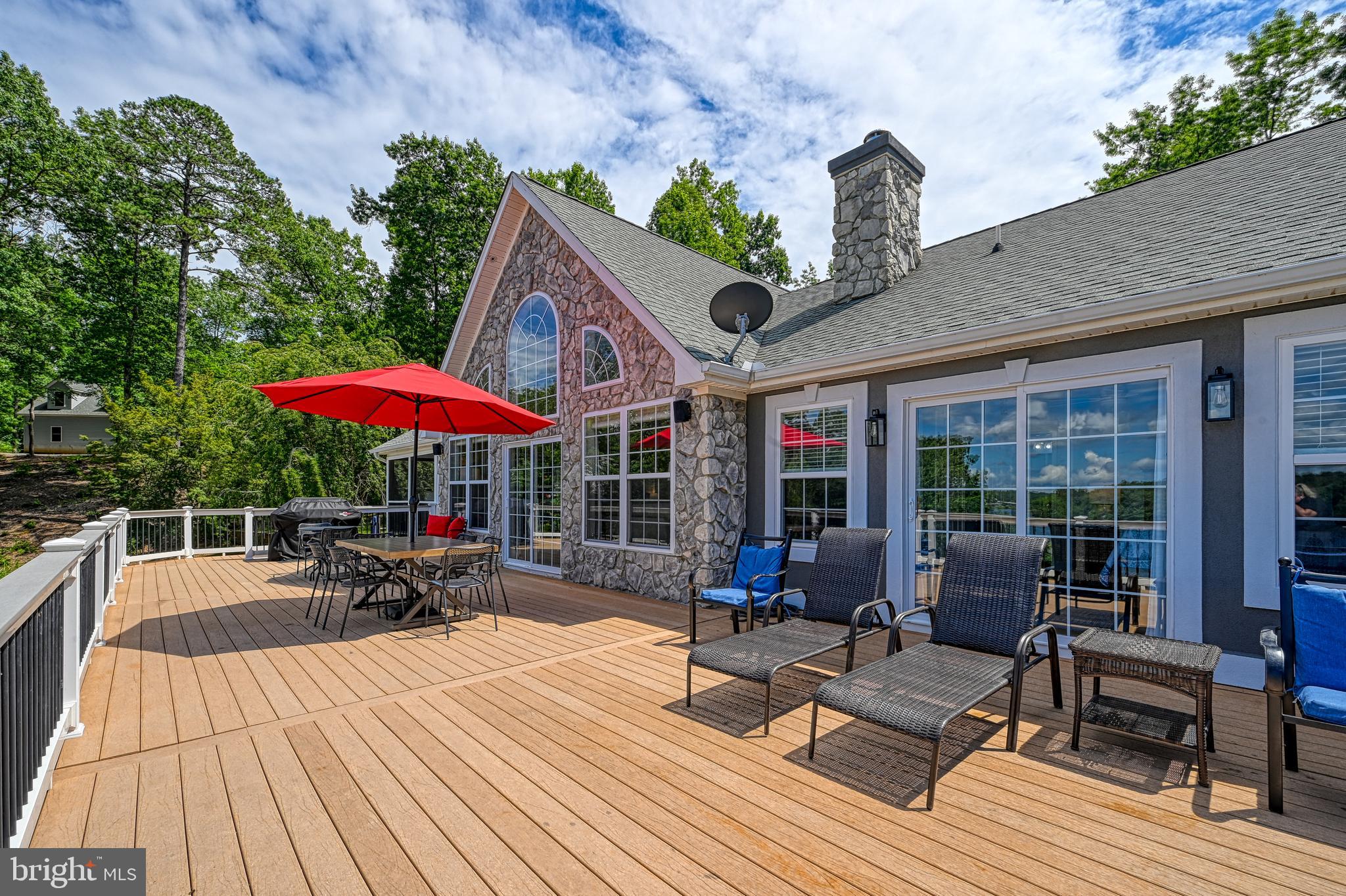 MYSTIC POINTE - Residential