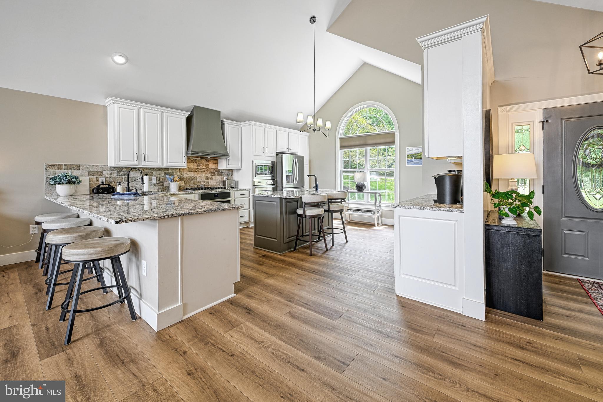 MYSTIC POINTE - Residential