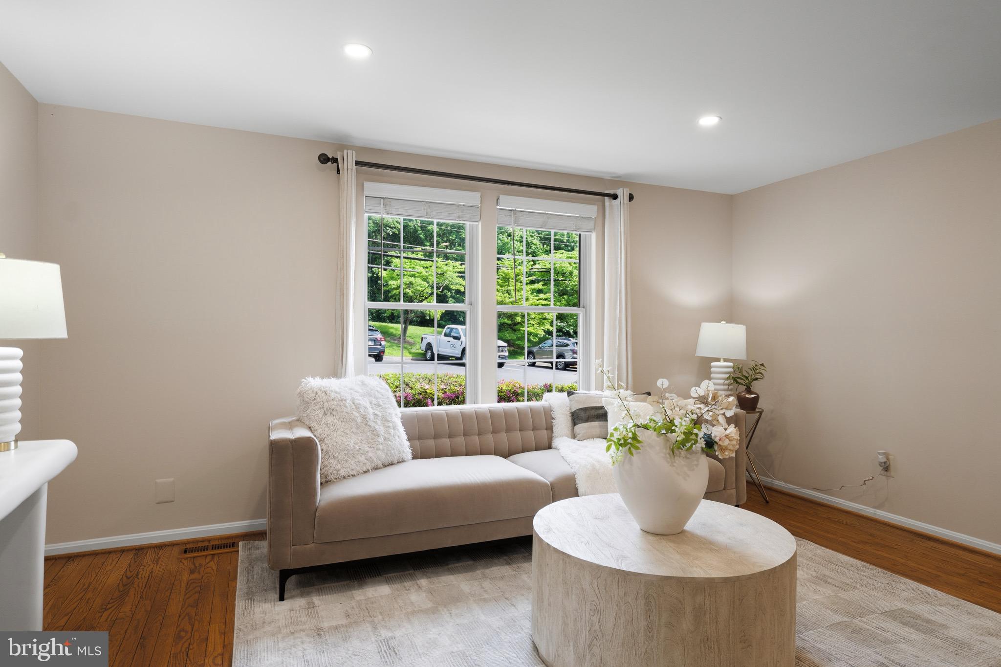 PARK FOREST - Residential