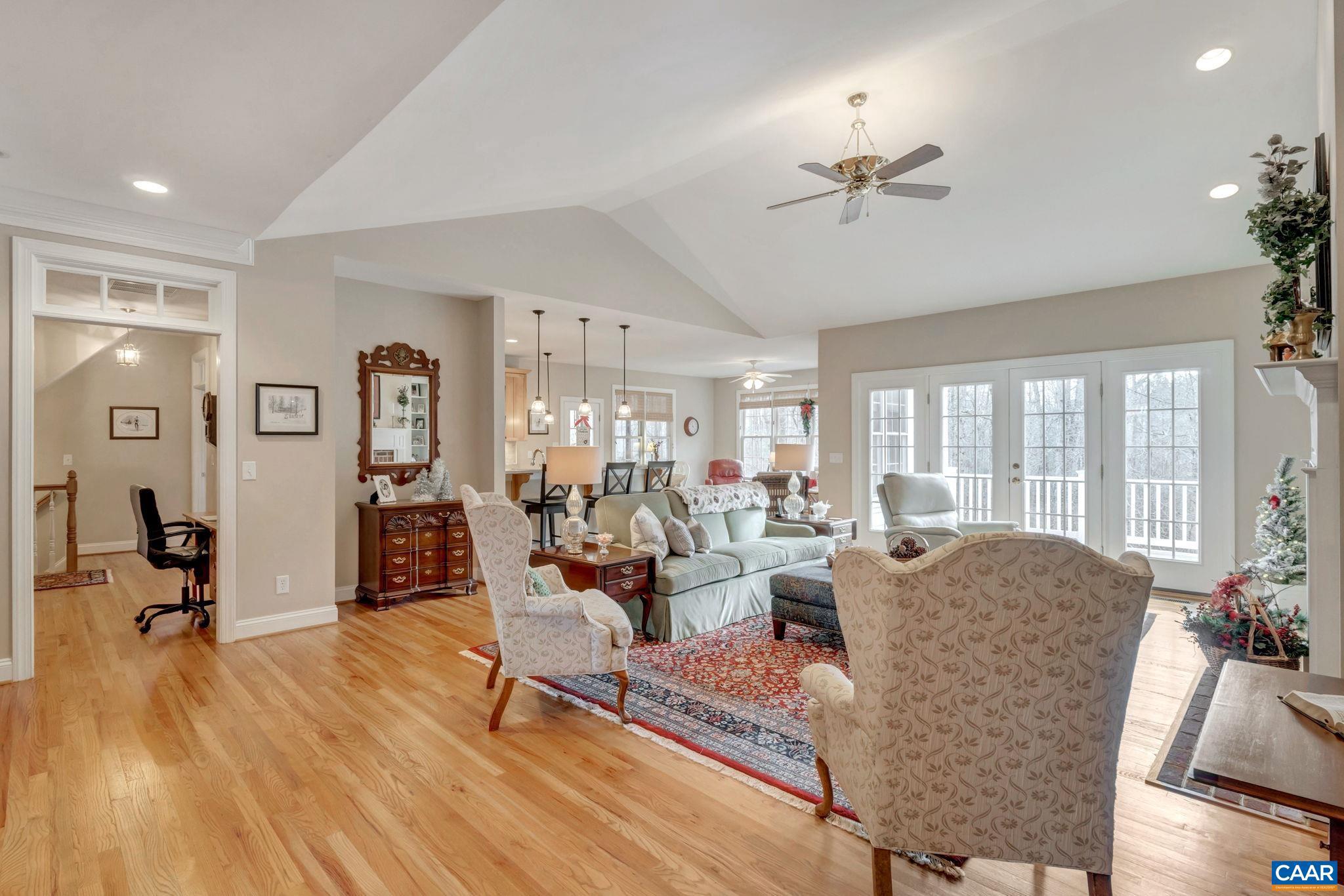 INDIAN SPRINGS - Residential