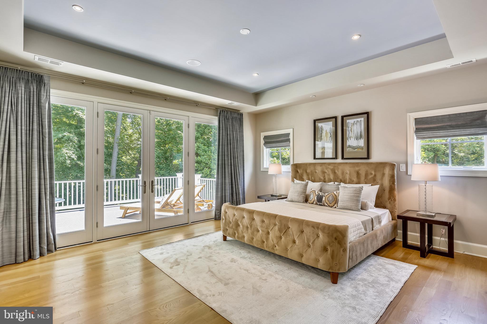 CHEVY CHASE - Residential