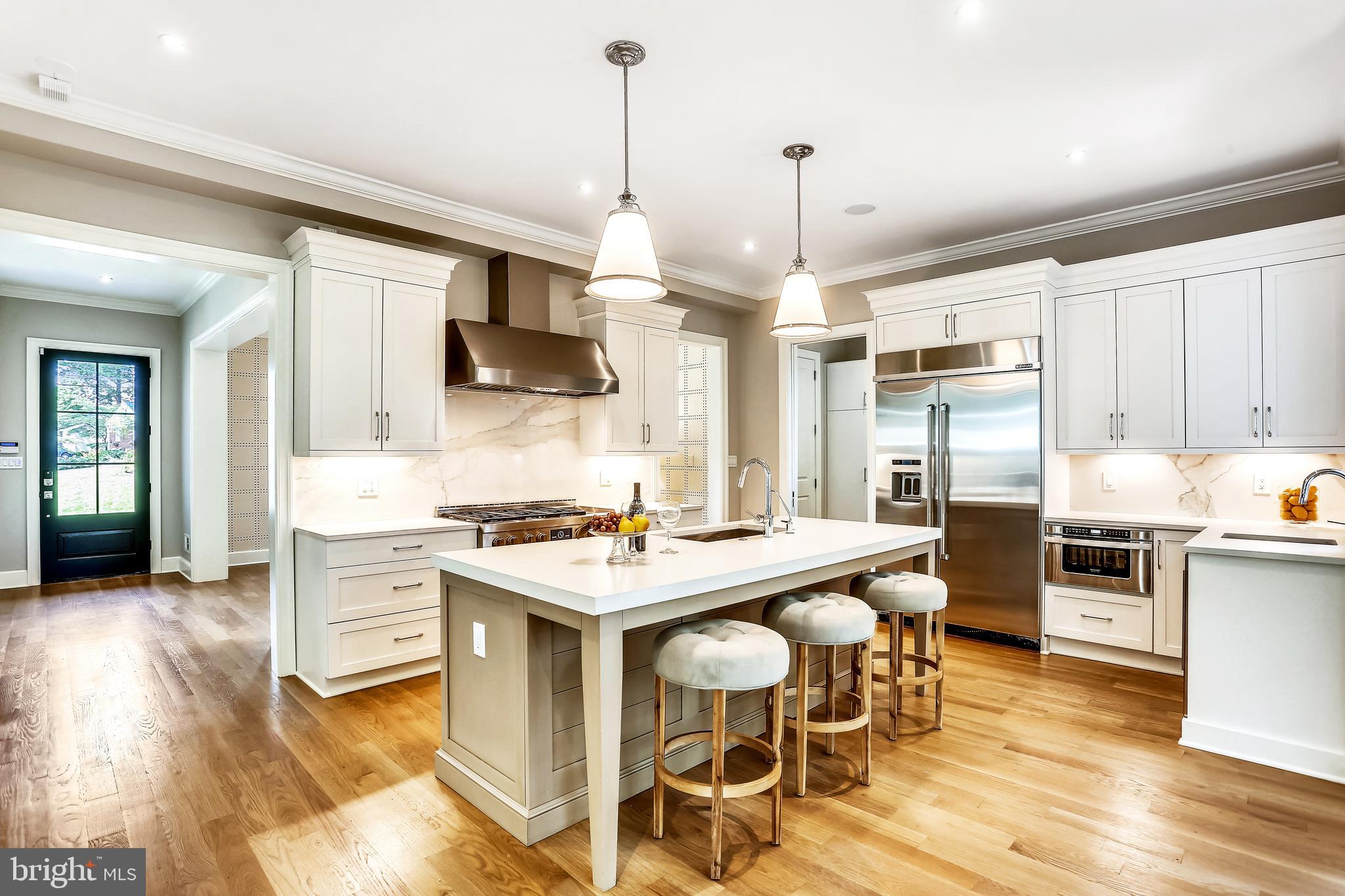 CHEVY CHASE - Residential