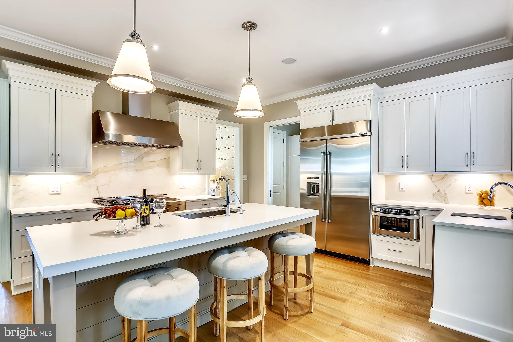 CHEVY CHASE - Residential