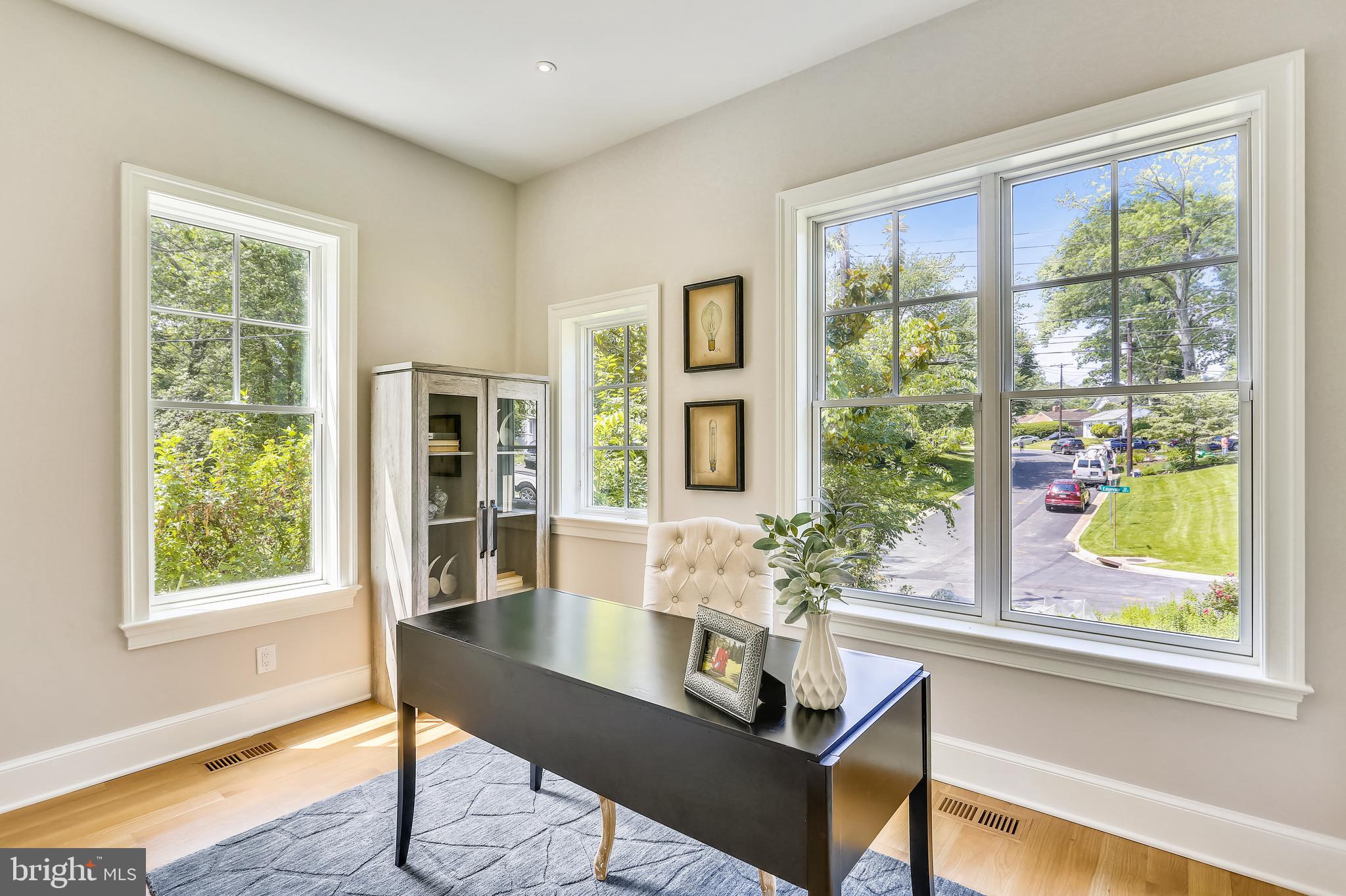 CHEVY CHASE - Residential