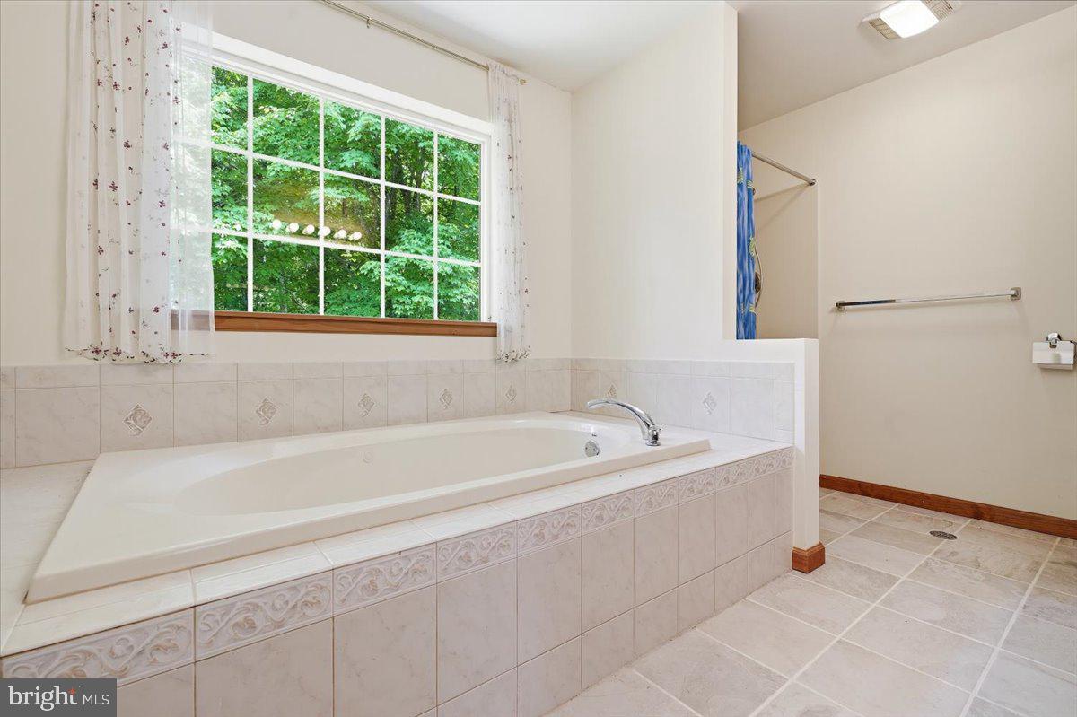 INDIAN MOUNTAIN LAKES - Residential