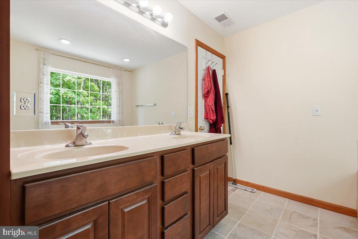 INDIAN MOUNTAIN LAKES - Residential