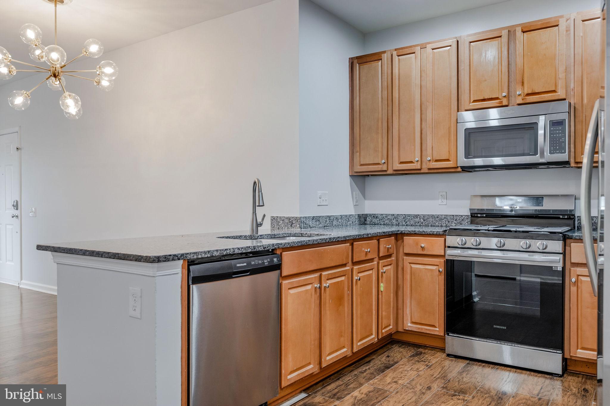 CHERRY HILL CROSSING CONDOMINIUM - Residential