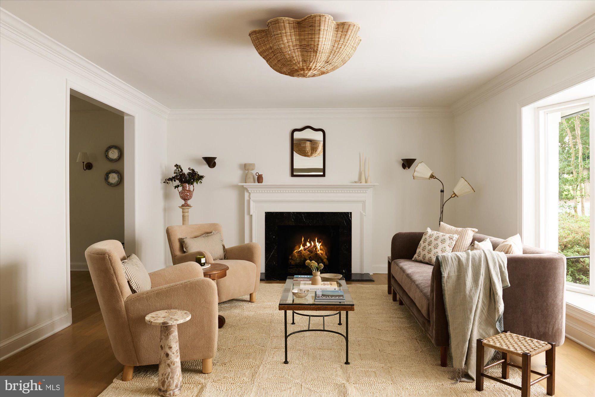 BURNING TREE MANOR - Residential