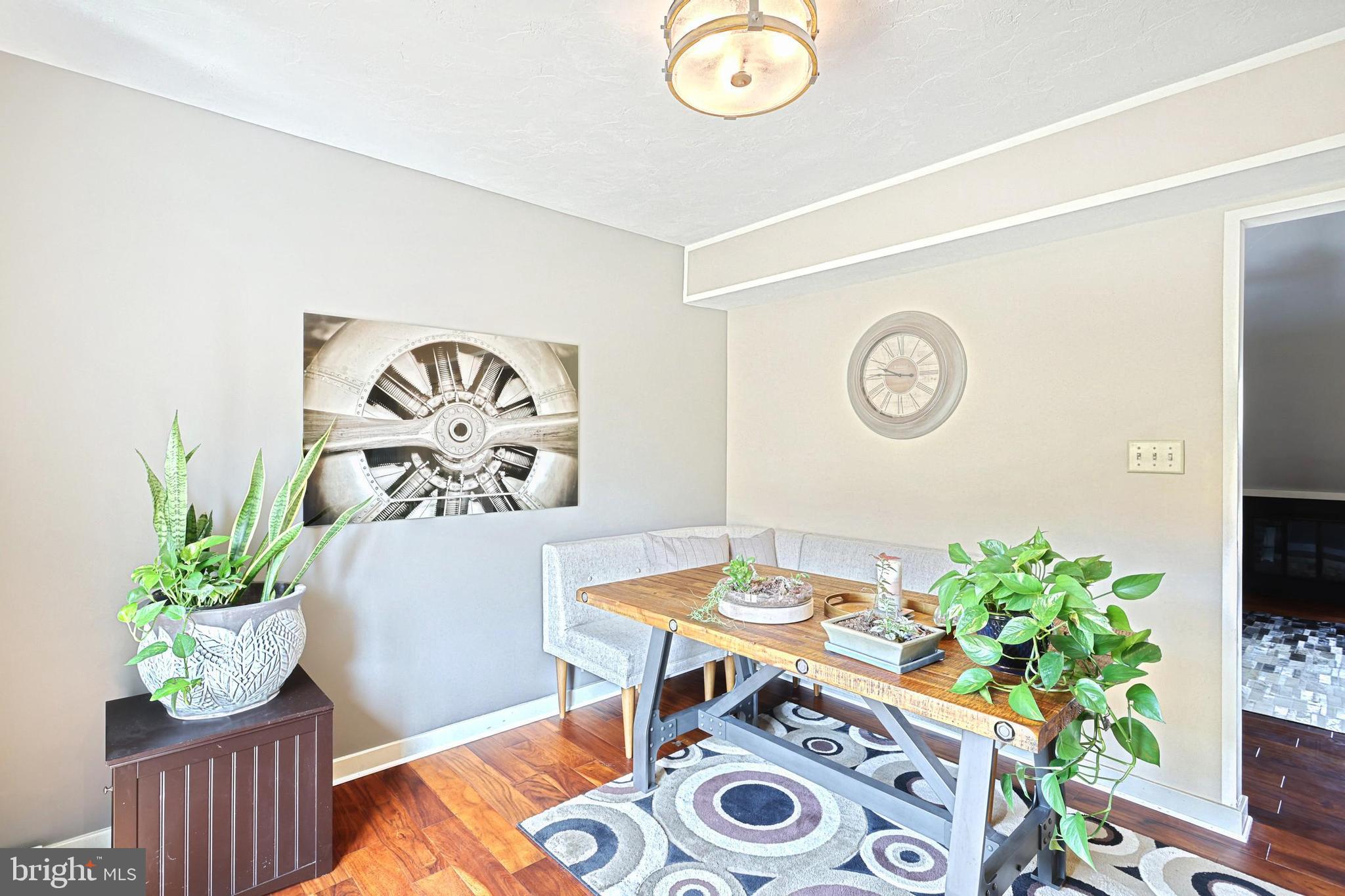 WESTVIEW MANOR - Residential