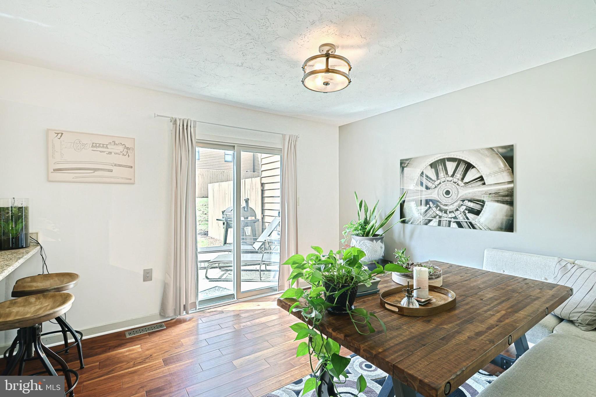 WESTVIEW MANOR - Residential
