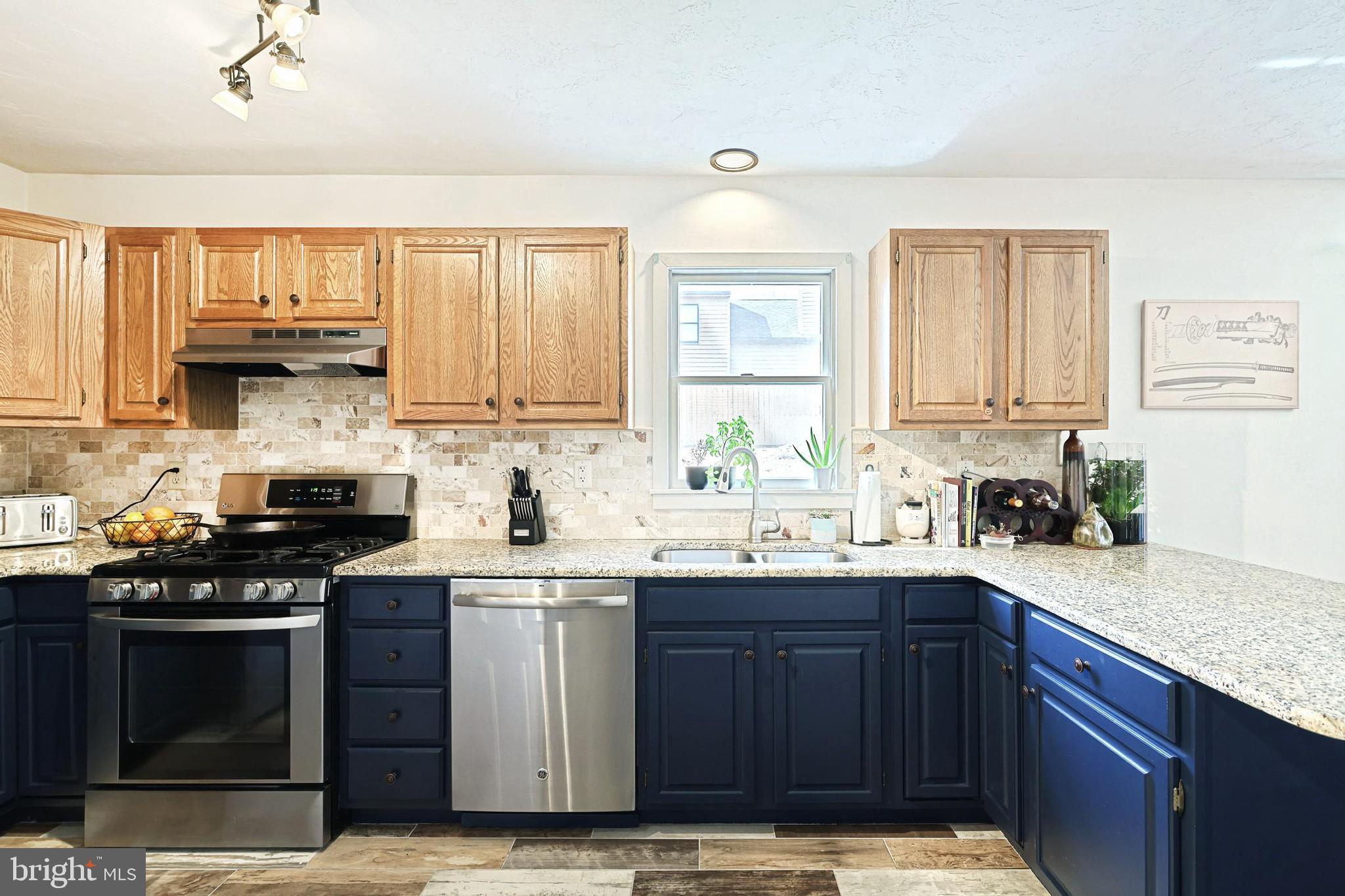 WESTVIEW MANOR - Residential