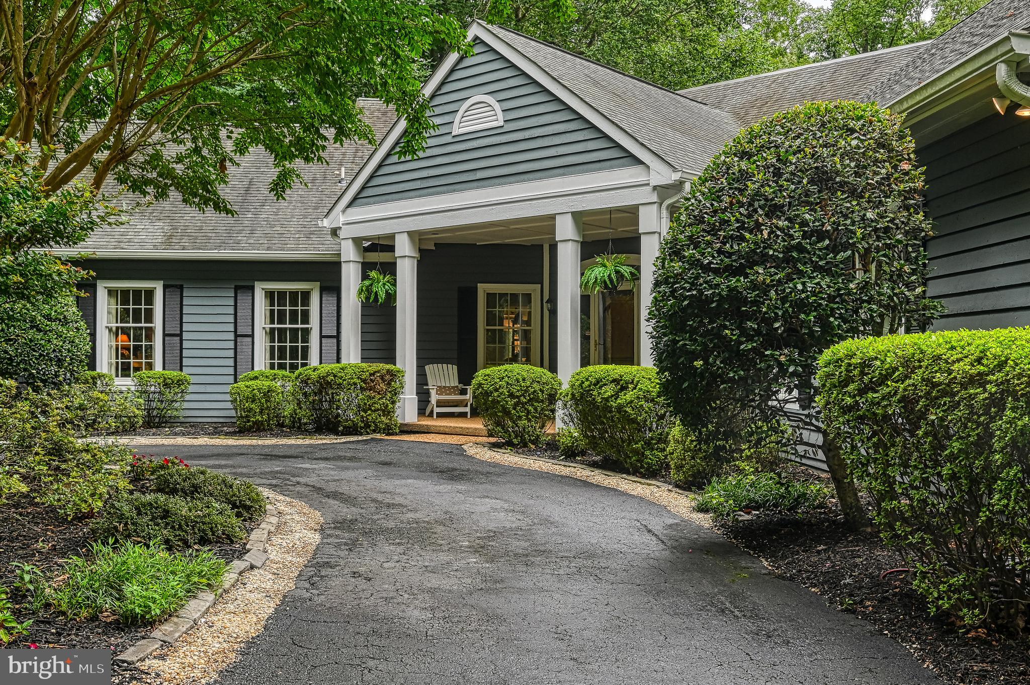 FOXWOOD MANOR - Residential