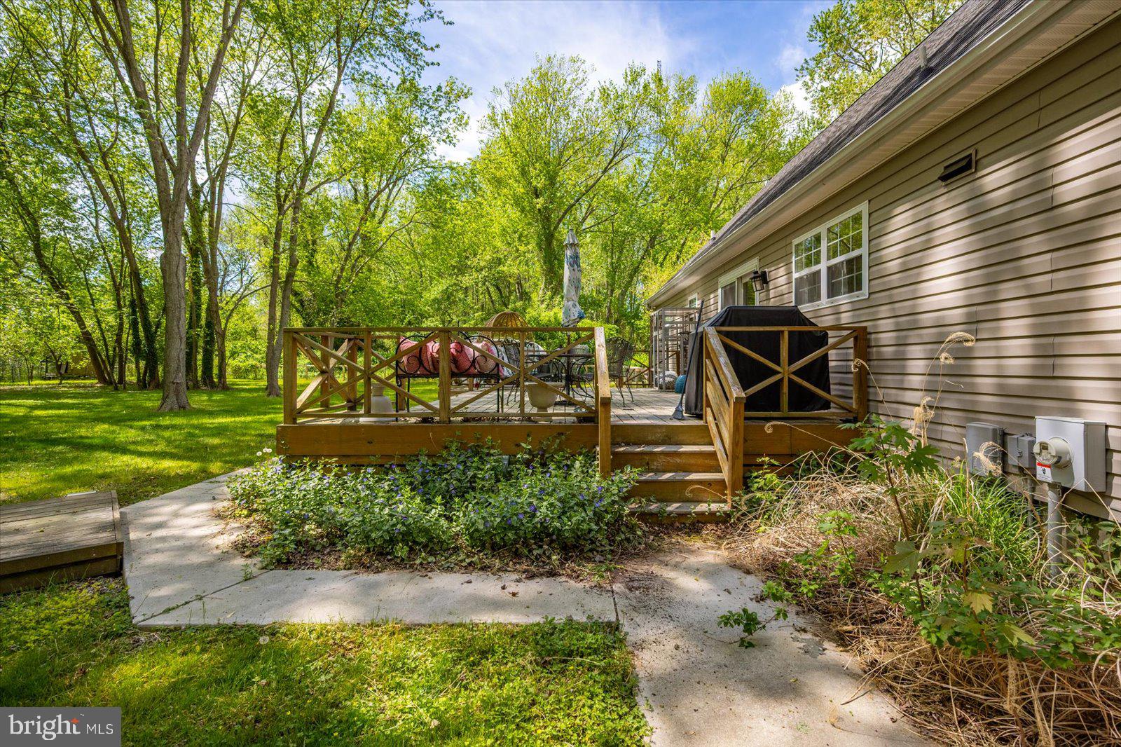R COATES JR - Residential