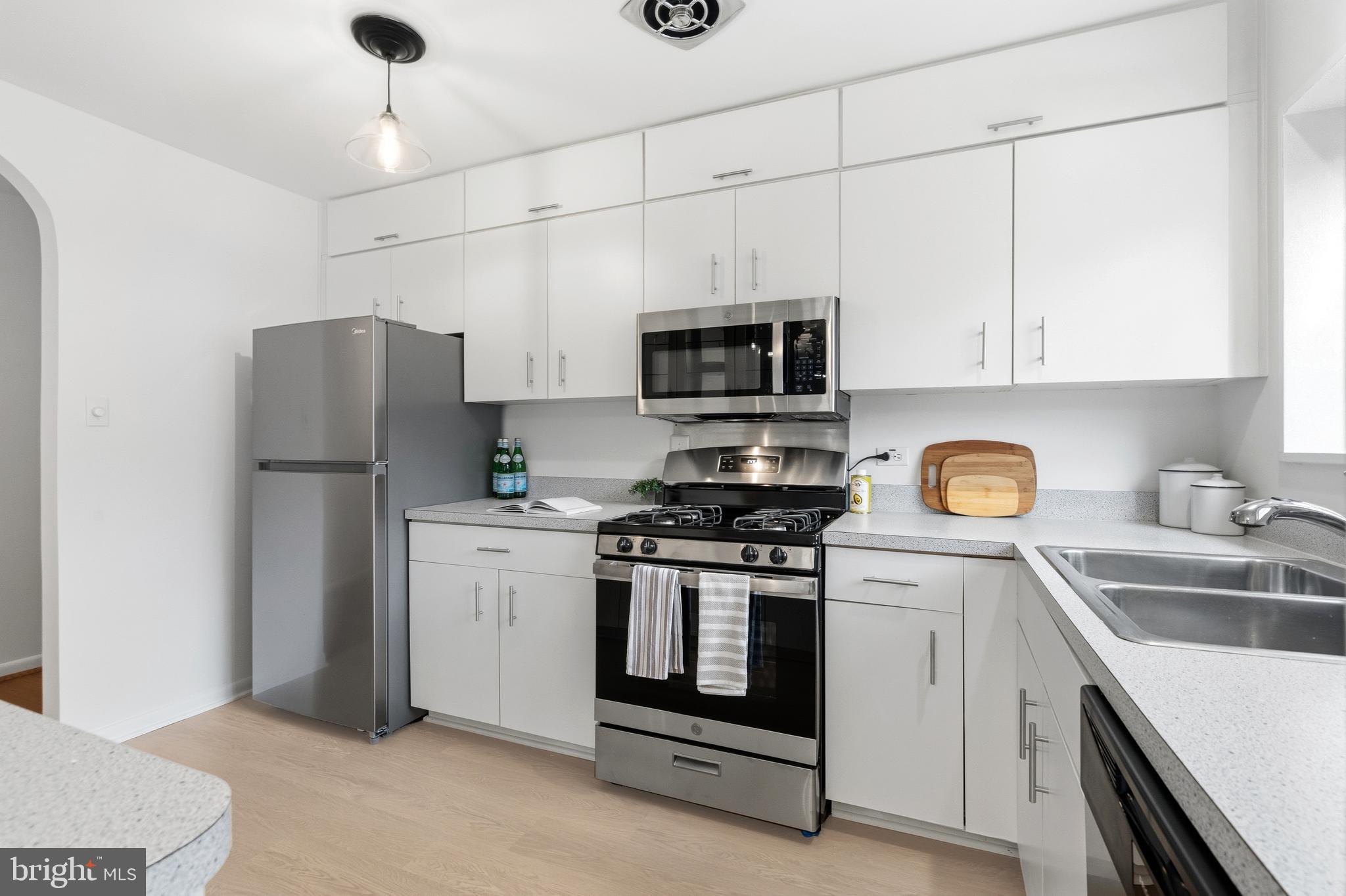 PARKSIDE CONDOMINIUMS - Residential