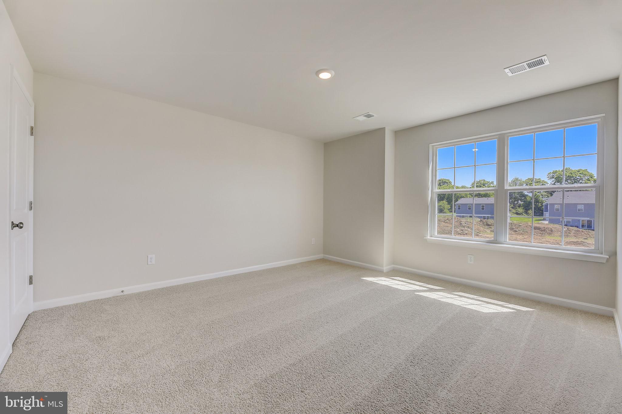 RED HILL - Residential