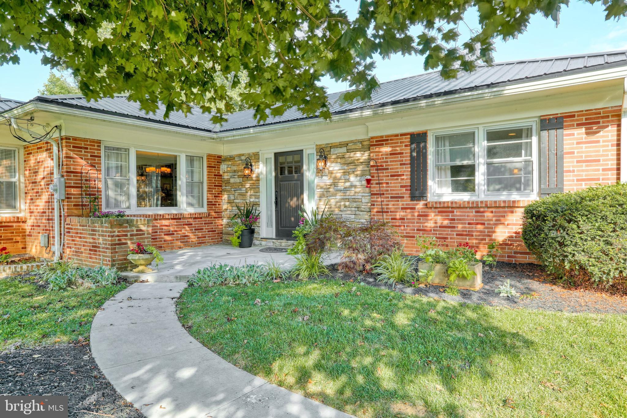 SNYDER CORNER - Residential