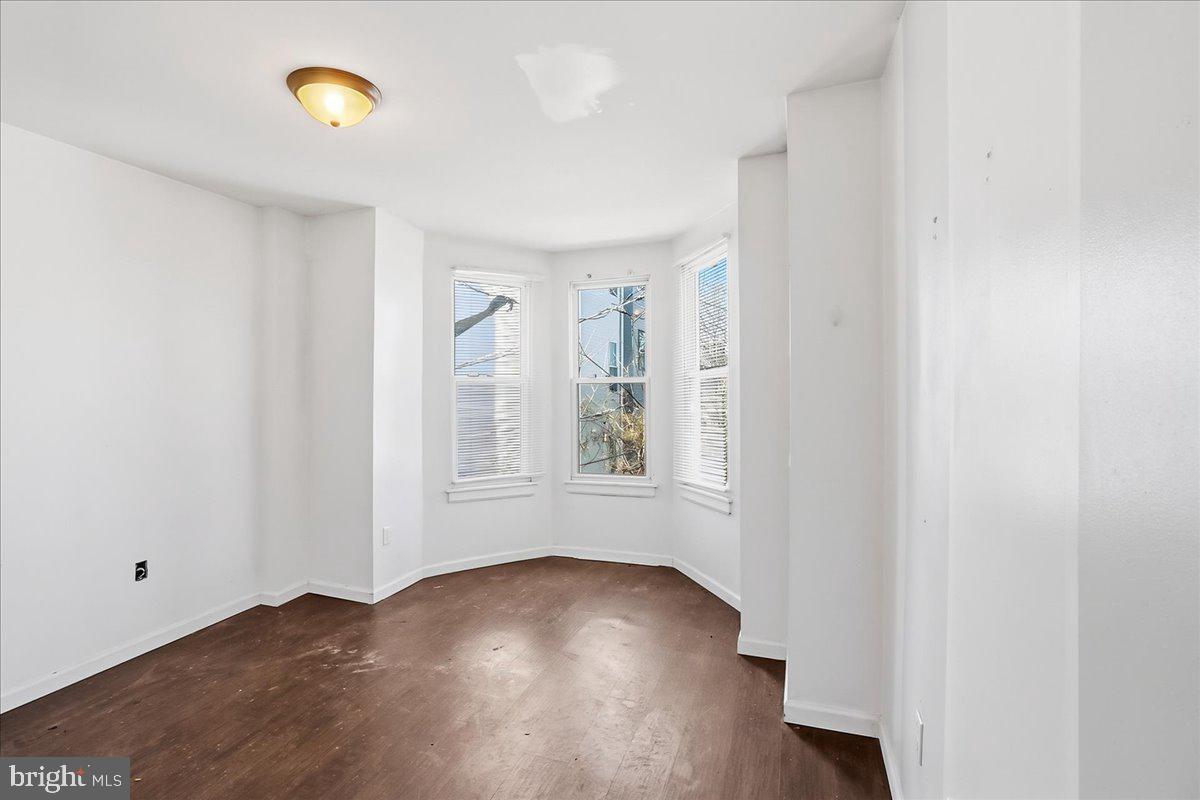 MANTUA - Residential