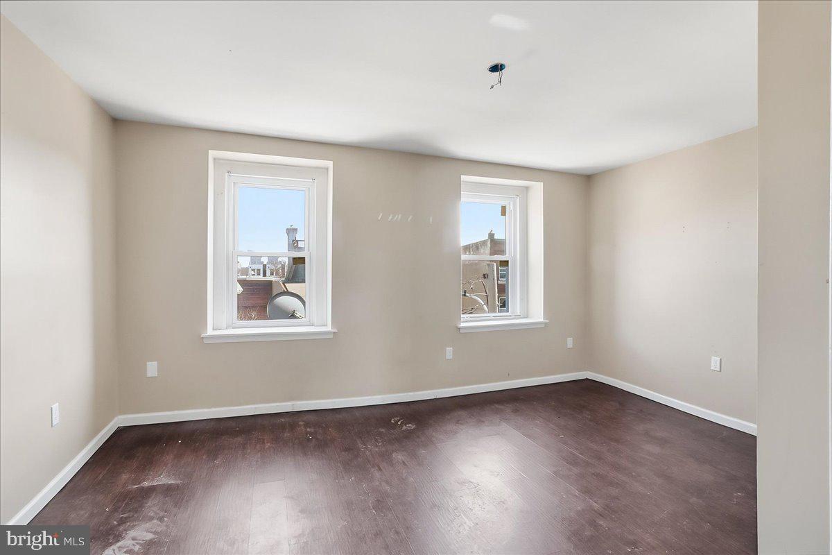 MANTUA - Residential