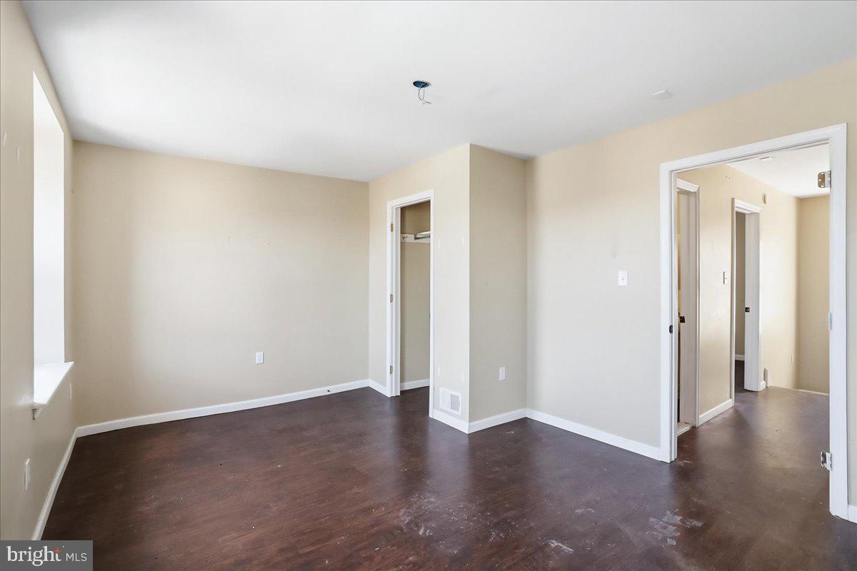 MANTUA - Residential