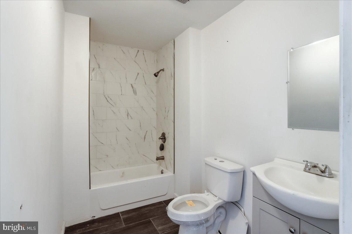 MANTUA - Residential