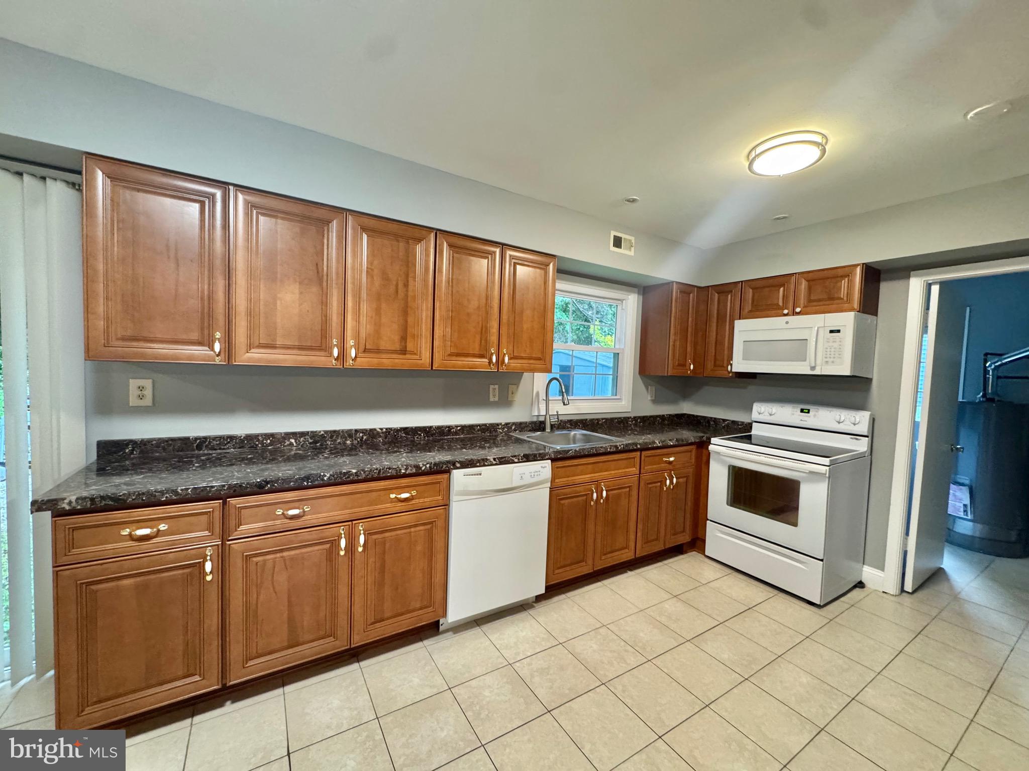 ROCKLEDGE AT BELAIR - Residential