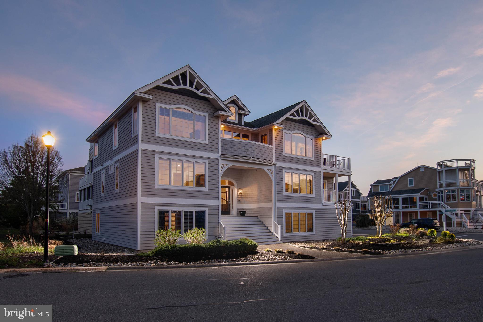 CAPE SHORES - Residential