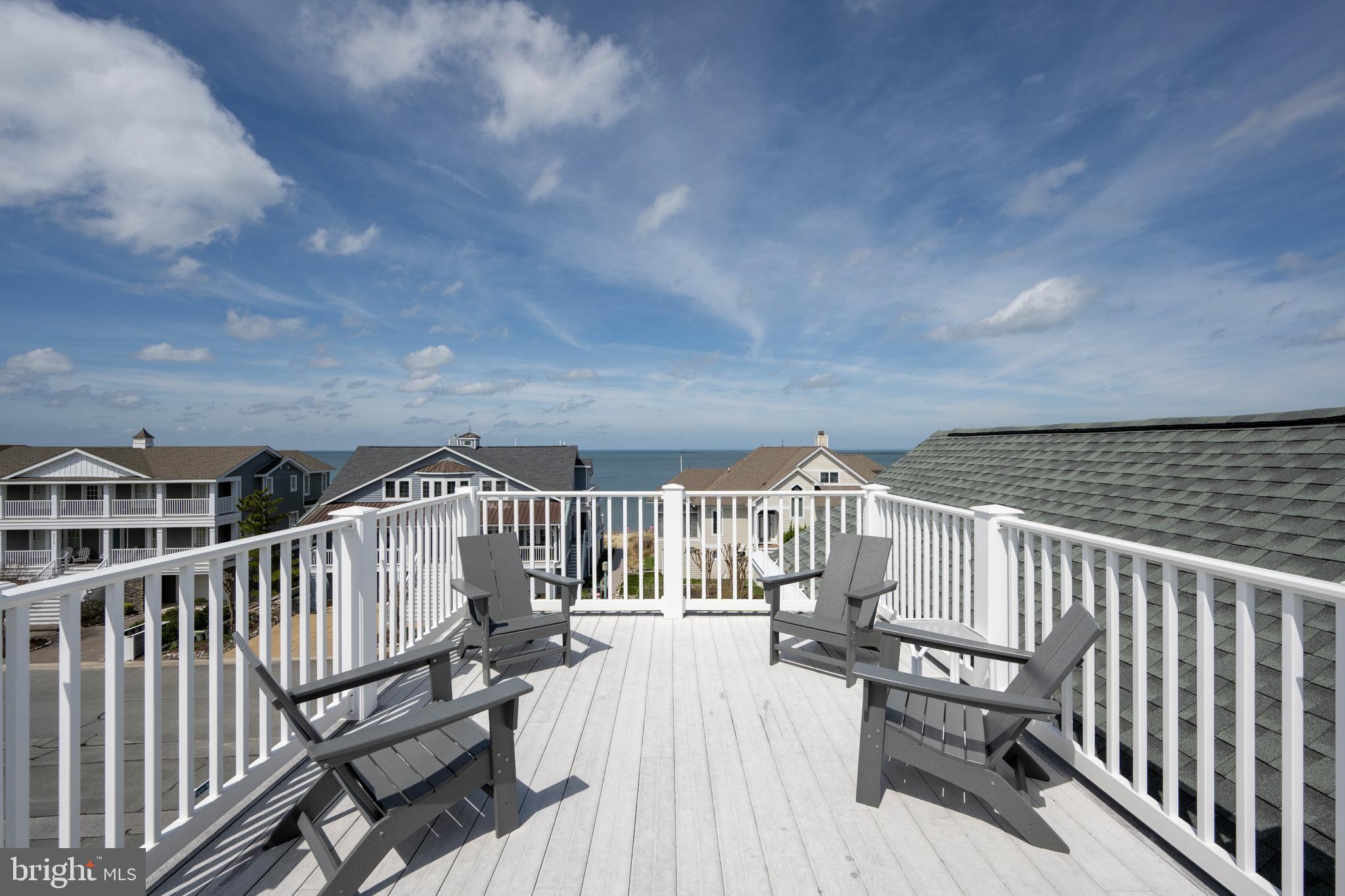 CAPE SHORES - Residential