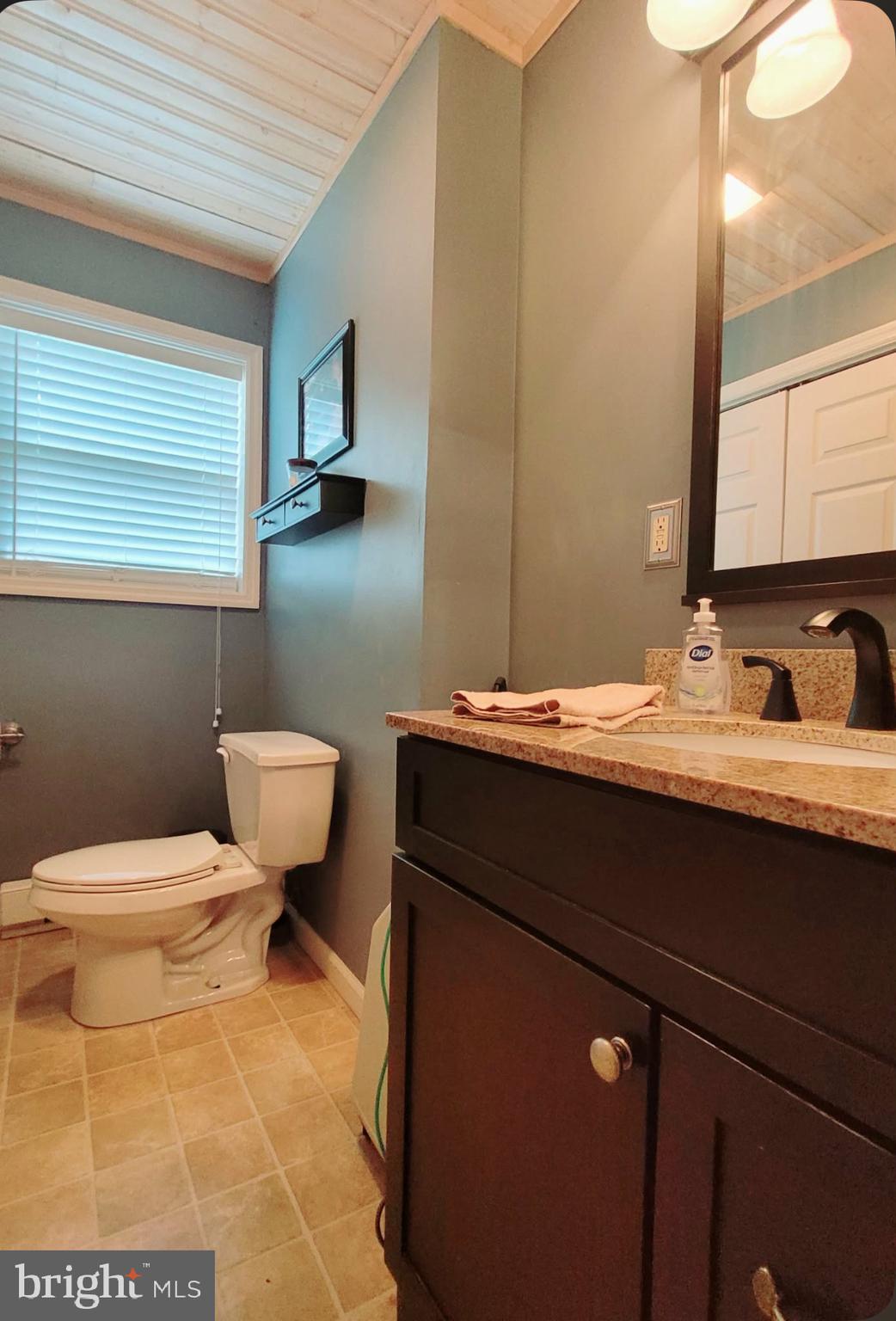 BEECH MOUNTAIN LAKES - Residential