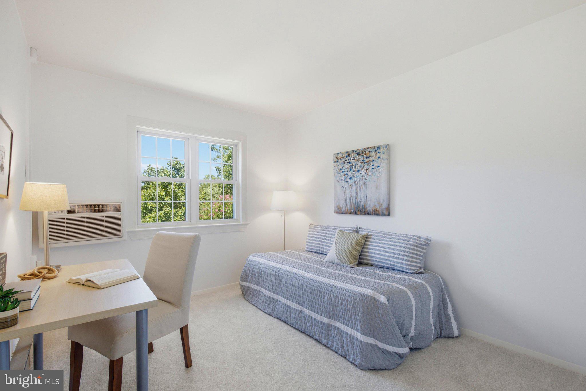 PARK  FAIRFAX - Residential