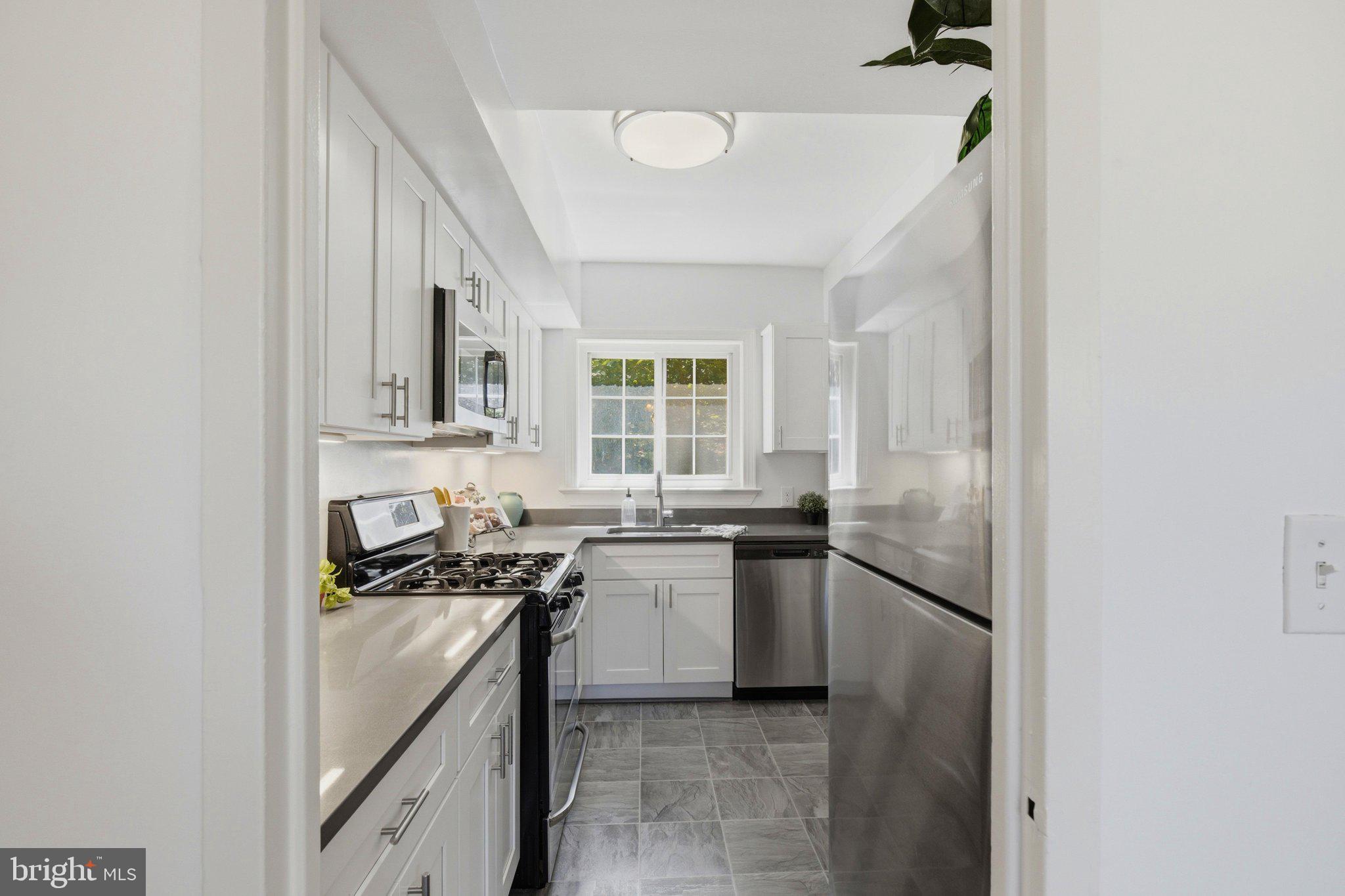 PARK  FAIRFAX - Residential