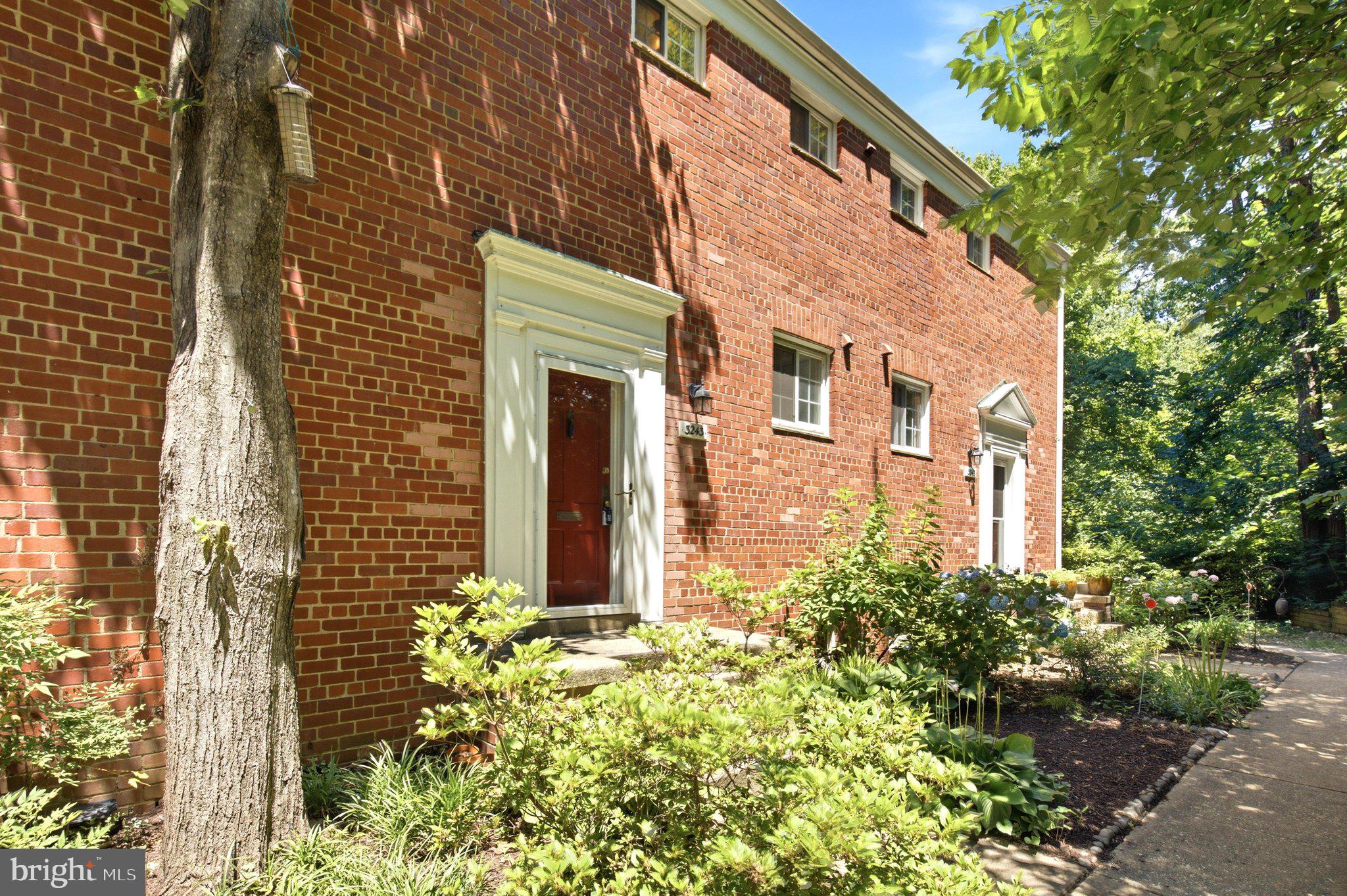 PARK  FAIRFAX - Residential