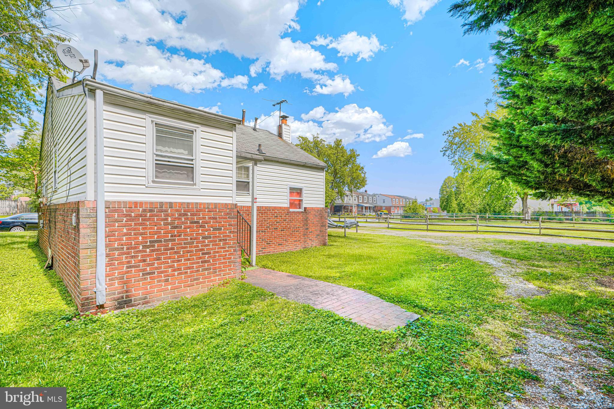 MIDDLE RIVER - Residential
